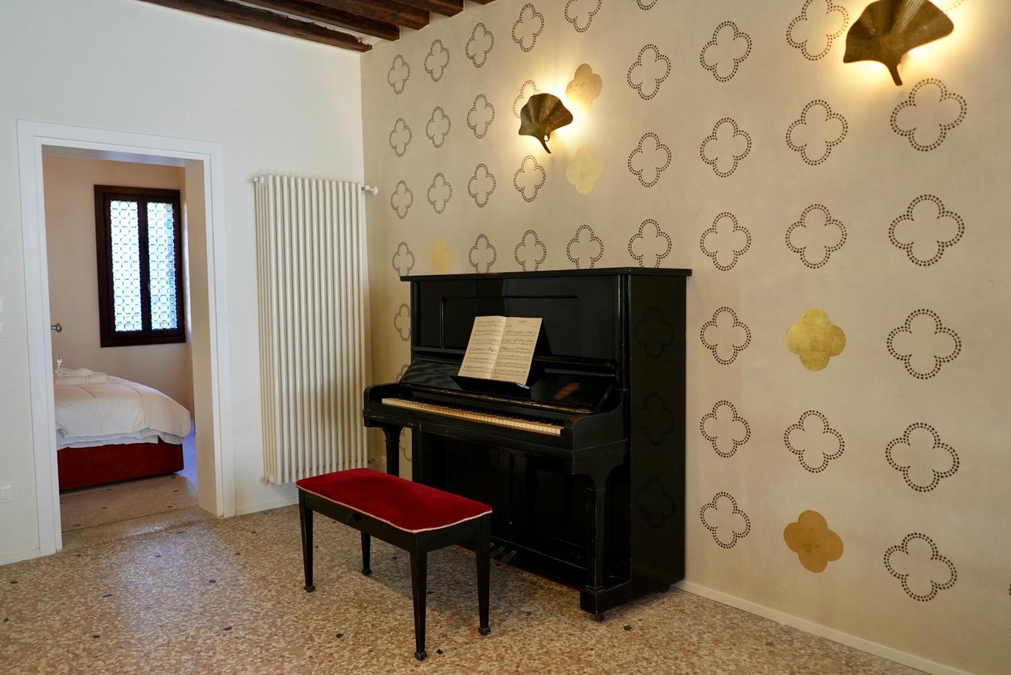 Qn Apartments Venezia Esterno foto