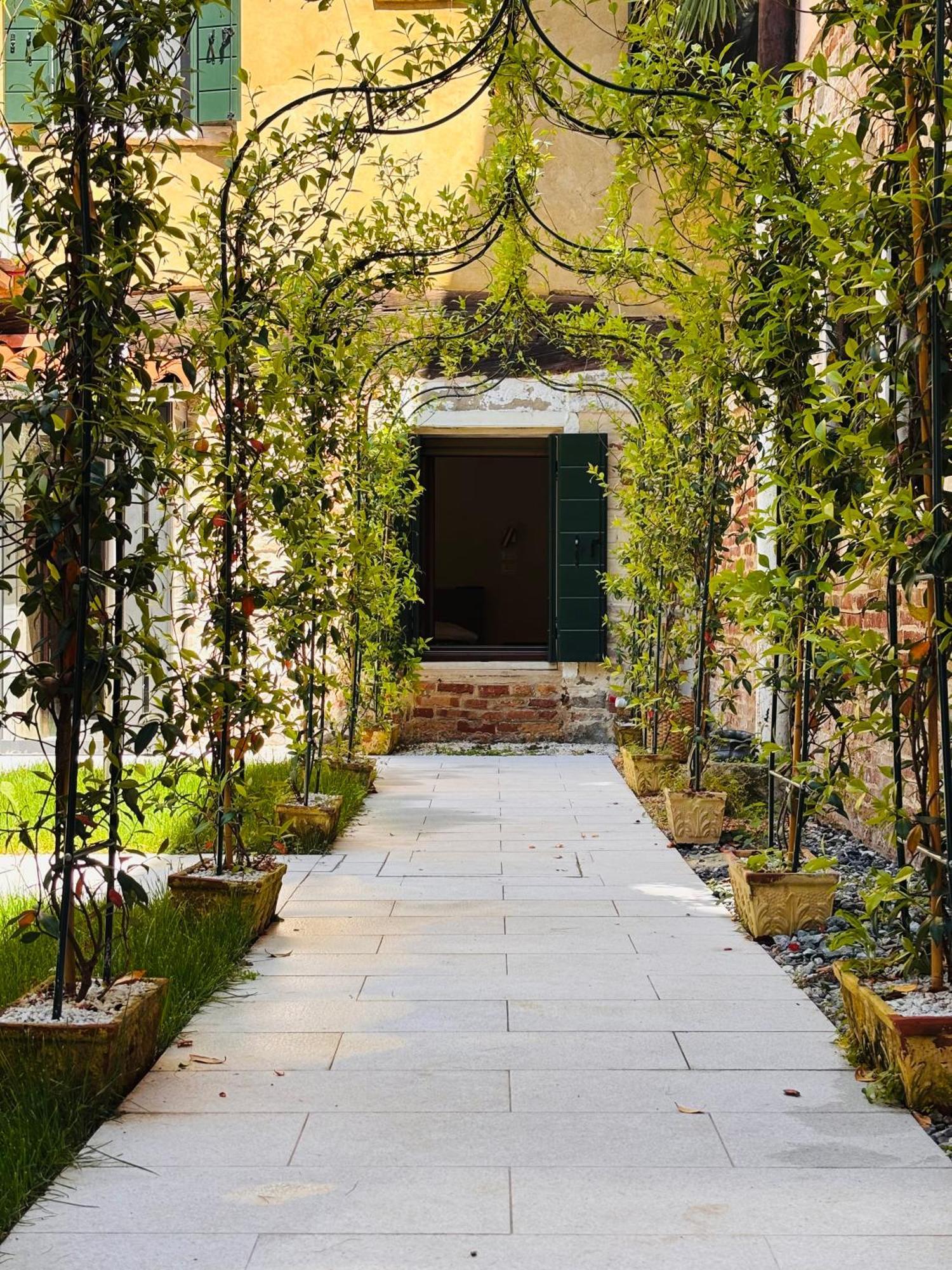 Qn Apartments Venezia Esterno foto